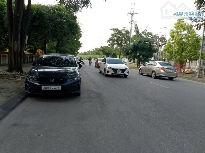 MẶT PHỐ LỚN 30M – VỈA HÈ 5M – TẶNG NHÀ 2 TẦNG – KD XD TÒA NHÀ QUÁ ĐẸP - 4