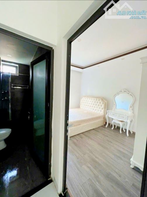 Hàng Hiếm Nam Việt Á - Nhà 3 Tầng Đoàn Khuê - Ngũ Hành Sơn - Đường 10m5 - DT 100m. - 4