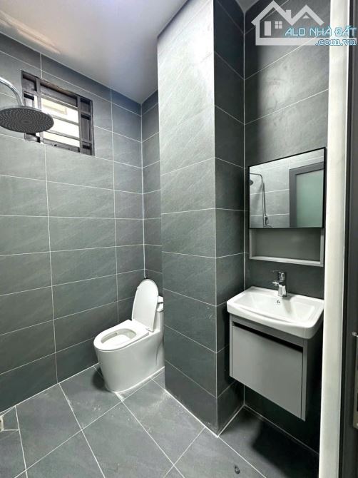 Nhà mới  kiến trúc lệch tầng rất đẹp đường ô tô thới an 19 q12 - 4