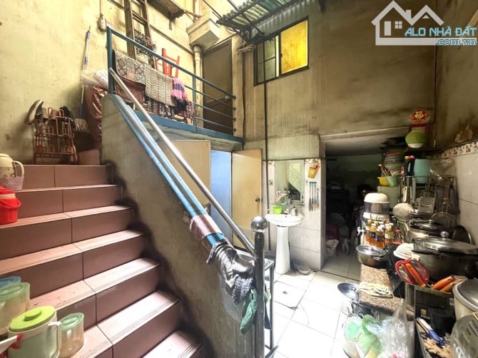 MẶT T.IỀN NGUYỄN TRÃI QUẬN 5 - 64M2 - 2 TẦNG - TIỆN XÂY MỚI Đ.ẦU TƯ GI.Á 10.5 T.Ỷ TL - 4