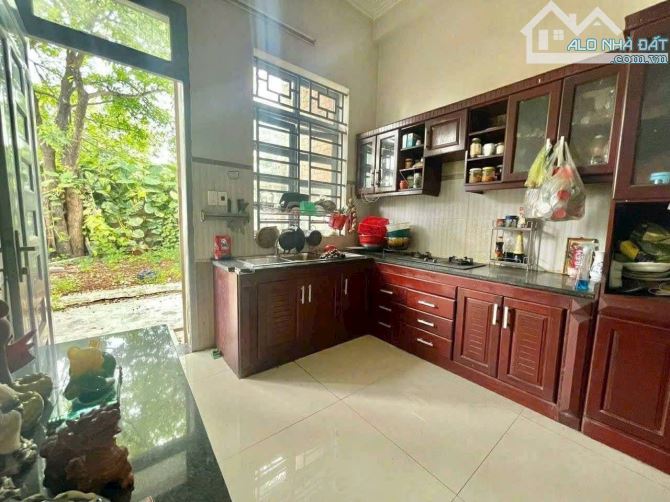 Cho thuê nhà 2 mặt tiền gần bờ kè trường đại học Lạc Hồng - Bửu Long Biên Hoà - 4