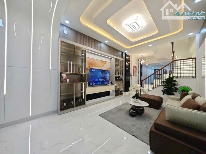 BÁN NHÀ ĐẸP HẺM 8M TRƯƠNG THỊ HOA,2 TẦNG, 80M2, GIÁ 6,4 TỶ - 4