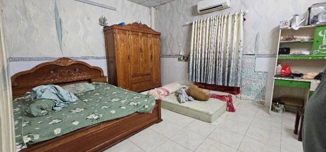 CÁCH MẶT TIỀN VÀI CĂN , NGANG LỚN 6M , NỞ HẬU -  NHÀ ĐẸP Ở NGAY 97M2 CHỈ 5.5 TỶ - 4