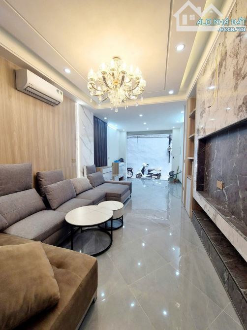 6 tầng thang máy xây mới, 15m Phố Đội Cấn, full nội thất từng phòng thông, 46m2. Giá 15 tỷ - 4