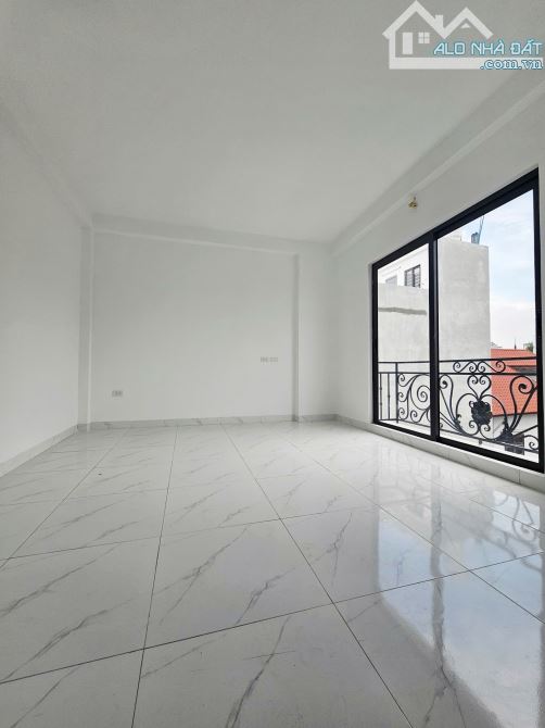 BÁN NHÀ MỚI BÁT KHỐI LONG BIÊN 5.2 TỶ 35m MT 5m Ô TÔ KINH DOANH GẦN CẦU VĨNH TUY - 4