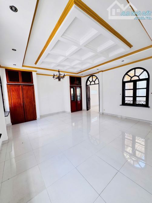 🔥 CẦN BÁN GẤP GIÁ MỚI CHỈ 36 TỶ – SIÊU BIỆT THỰ TRIỆU ĐÔ NGAY N - 4