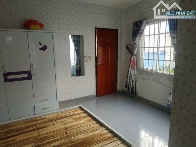 Bán nhà góc 2MT HẺM XE HƠI - Lê Văn Sỹ Quận 3 - Ngang 6x11m (CN: 64m2) - 3 tầng - 4