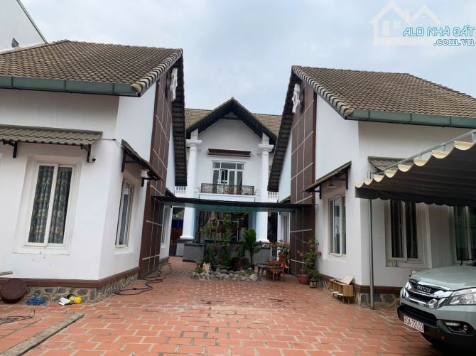 Bán biệt thự Đường 179 Hoàng Hữu Nam, Tân Phú Q9 DT 19 x 45 - 4