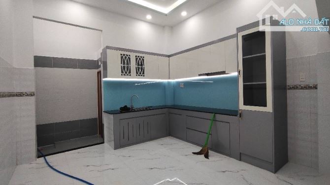 🌹BÌNH TÂN-  5TỶ3   4 x 16  Trệt 2 lầu mai đúc 4PN - HXH 6M đua - KDC HIỆN HỮU - 4