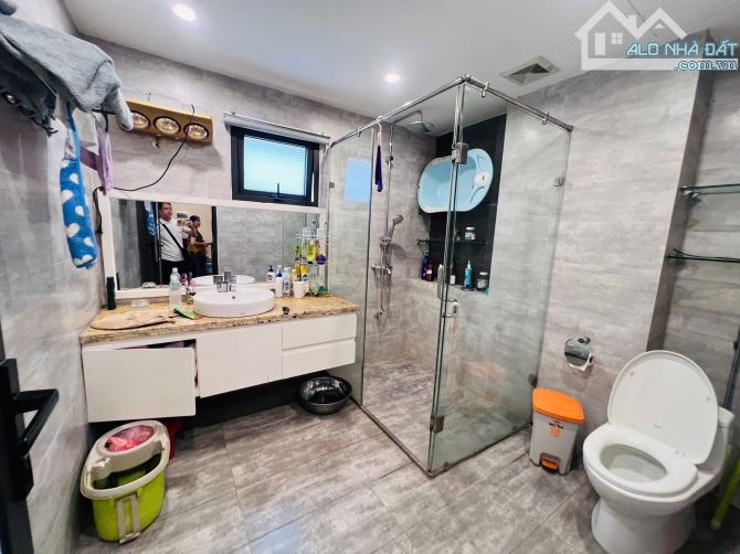 Bán nhà đường Trần Quang Diệu - Hoàng Cầu - Vườn Hoa 1/6 Đống Đa - 4