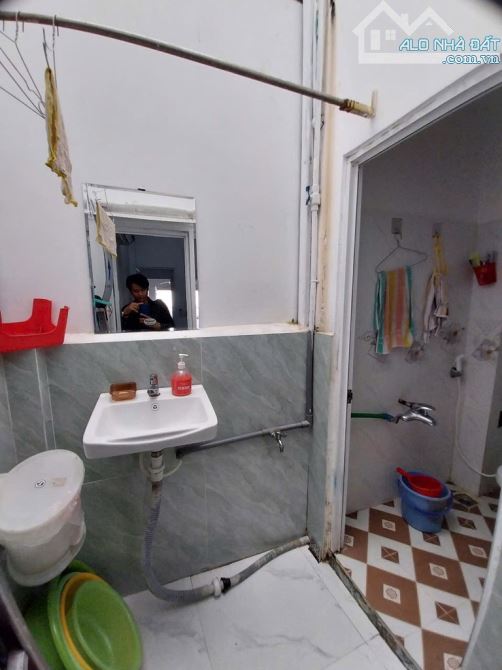 Bán nhà 21m² 2 Tầng-Q12 Nguyễn Ảnh Thủ gần Chợ Cầu- Hẻm xe tải thông nhau, Giá chỉ 3.65 tỷ - 4