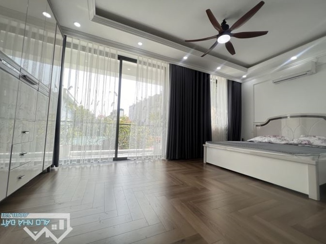 BÁN BIỆT THỰ SÂN VƯỜN VIỆT HƯNG LONG BIÊN, GẦN BIG C – DT 125M² – NHỈNH 18 TỶ - 4