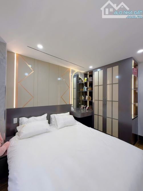 PHÂN LÔ, OTO TRÁNH - Phố Thái Hà, Đống Đa 40m2 x 5 Tầng - 4