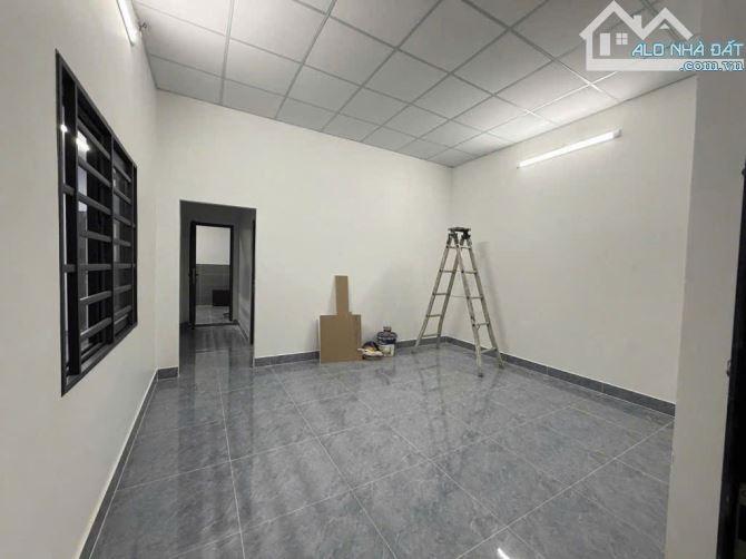 NHÀ ĐẸP PHƯỜNG PHƯỚC LONG B, QUẬN 9. DT: 70.2M2. GIÁ 7TỶ - 4
