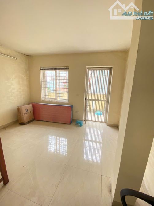 Cho thuê nhà ngõ 141 Giáp Nhị  50m2 x 4 tầng, 4 ngủ, 12 triệu/th - 4