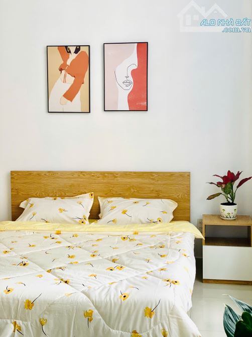 Căn hộ mới - giá hợp lý ngay quận 1, bancol đón nắng, gần UEH, Đại học Hoa Sen, quận 3 - 4