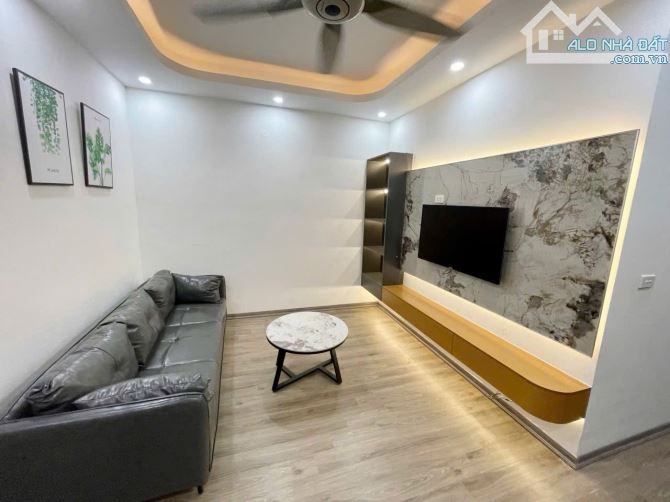 BÁN GẤP CHUNG CƯ VIP1 CT12B, NGHIÊM XUÂN YÊM, HOÀNG MAI. DT 61M2 – 2PN. 3,68 TỶ - 5