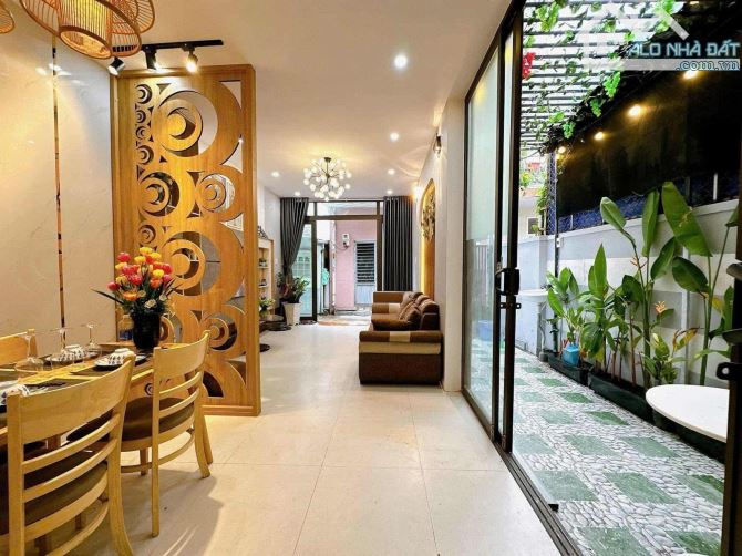 ❤️❤️Nhà 2 tầng  chưa qua đầu tư. Kiệt sau lưng nhà măt tiền NGUYỄN TRƯỜNG TỘ - 5