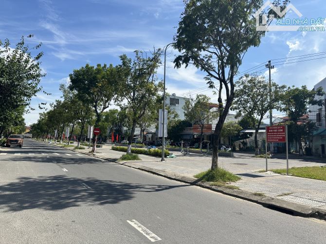 ❌❌ Cần bán - Toà Văn Phòng 7 tầng Đường Yên Thế - DT Đất : 130 m2 - Doanh thu tốt - 5