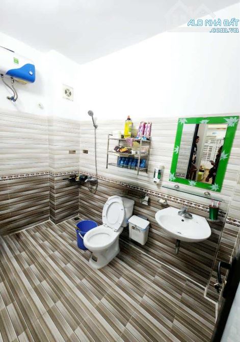 Bán Nhà Hoàng Mai 40m2 xây 3 tầng,sổ đỏ riêng,giá 4.7 tỷ! - 5
