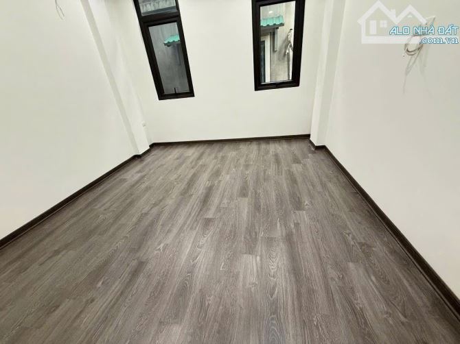 Độc! Bán nhà Văn Cao ngõ nông 7 Tầng thang máy 7,4 Tỉ, dt 34m, mt 3,7m - 5