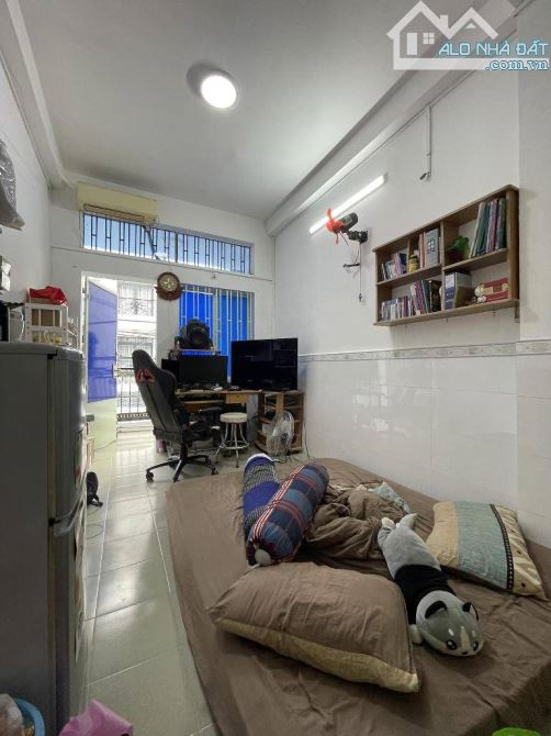 HẺM OTO TRÁNH TÔ HIẾN THÀNH -P.13- Q.10- DT: 57M2- 4 TẦNG- 10 TỶ 5 - 5