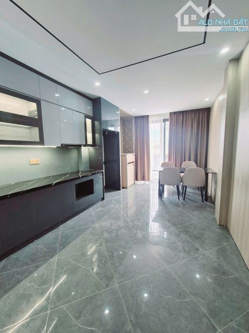 6 tầng thang máy xây mới, 15m Phố Đội Cấn, full nội thất từng phòng thông, 46m2. Giá 15 tỷ - 5