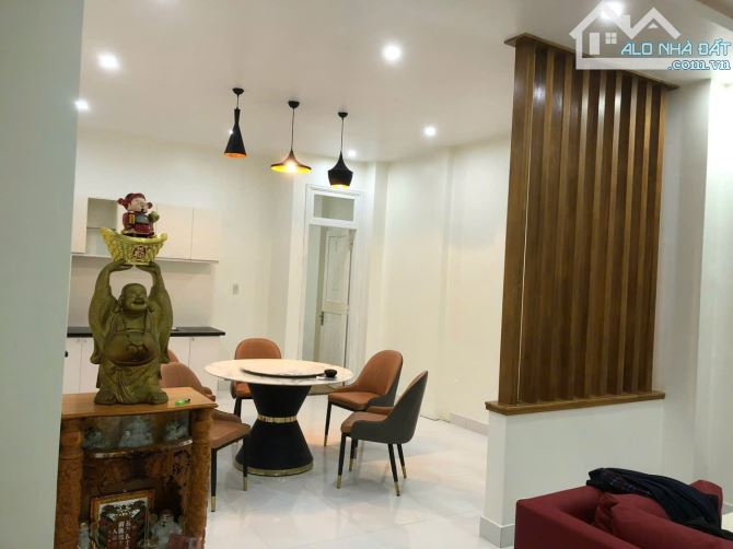 BÁN KHÁCH SẠN 04 TẦNG 14 Phòng TÙNG THIỆN VƯƠNG, TP.HUẾ Giá rẻ 6.9x tỷ - 5