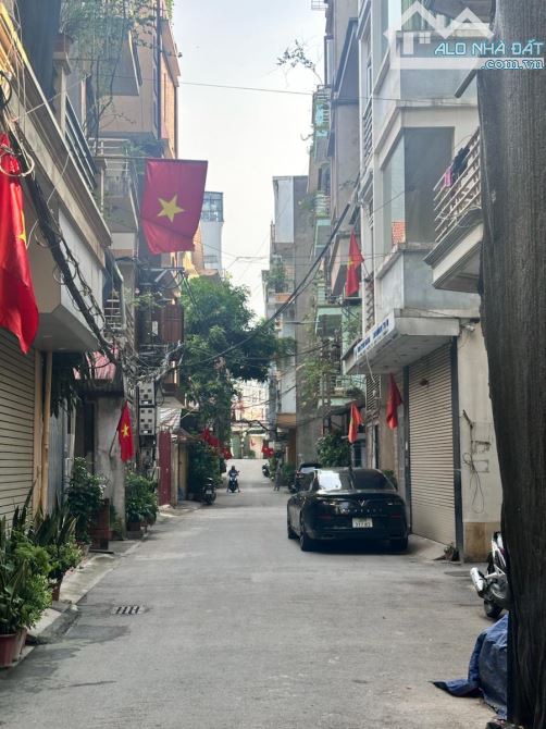 Hoàng Cầu phân lô vip, vị trí 102, KD, ô tô vào nhà, view vườn hoa, 60m*7T thang máy - 5