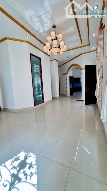 🔥 CẦN BÁN GẤP GIÁ MỚI CHỈ 36 TỶ – SIÊU BIỆT THỰ TRIỆU ĐÔ NGAY N - 5