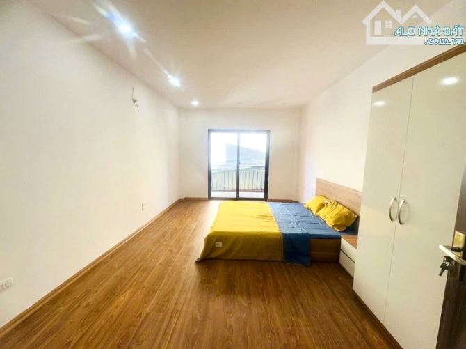 Bán nhà việt Hưng Long biên ô tô ngủ trong nhà - 5