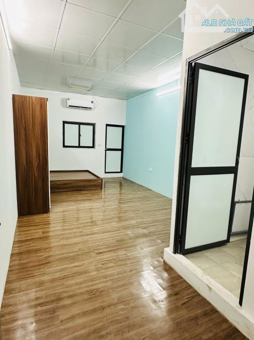 BÁN GẤP NHÀ MẶT NGÕ Ô TÔ ĐƯỜNG ĐỊNH CÔNG THƯỢNG. 82M2 - 5 TẦNG. - 5