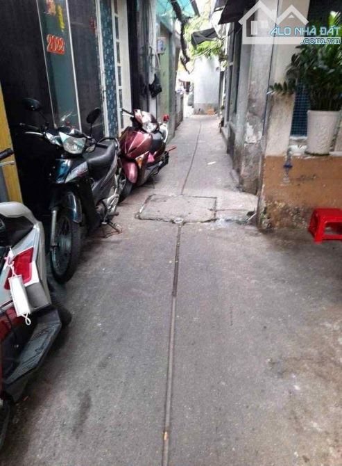 Quận 10,Trần Nhân Tôn,4,5mx8,5m,giá 5 tỷ - 5