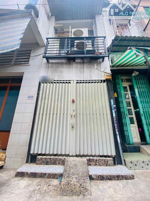 Quận 10,Lê Hồng Phong,2 tầng,dt:2,6mx10,5m,giá:4,6 tỷ - 5