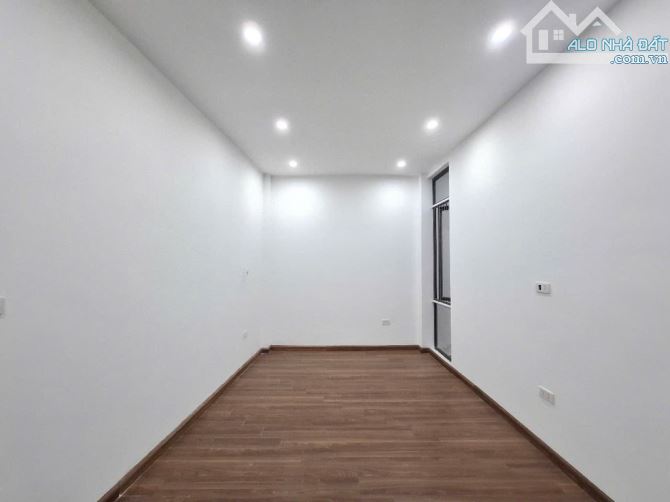 DÂN XÂY LÊ ĐỨC THỌ - ÔTÔ - NGÕ THÔNG - FULL ĐỒ - 40M² - 5 TẦNG - 9 TỶ (DTL6933) - 5