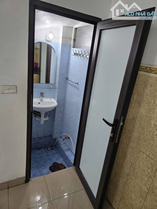 9.5 TRIỆU 🏡 CHO THUÊ NHÀ NGUYÊN CĂN PHỐ NGỌC LÂM – BỒ ĐỀ 🚗 Ô TÔ ĐỖ GẦN – 3PN – NỘI THẤT - 5
