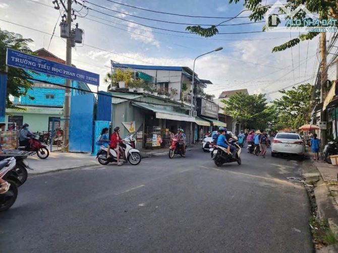Bán nhà 1 trệt 2 lầu tại Lái Thiêu gần chợ Lái Thiêu giá 5 tỷ 700 - 5