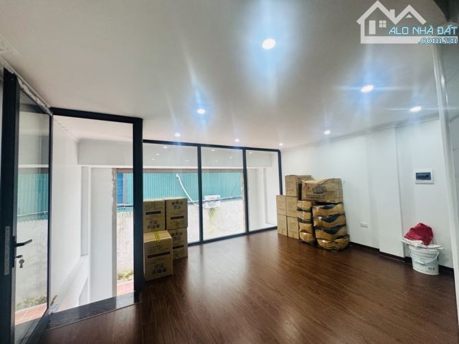 Khu TĐC X2A, nhà mới 6 tầng, thang máy, ô tô, 13 tỷ có thương lượng - 6