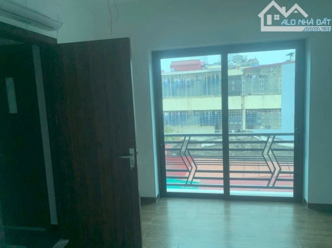 Bán nhà xây mới 5 tầng 2 mặt thoáng vuông vắn không lỗi lầm ô tô đỗ cửa - 6