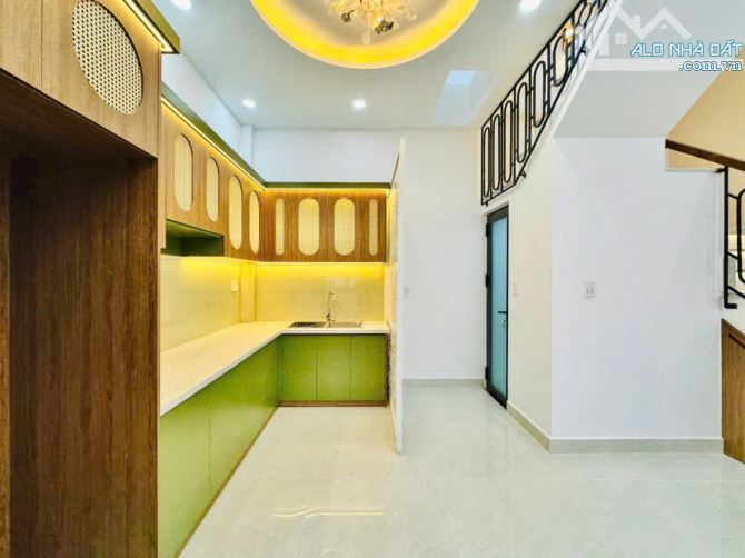 Bán nhà xây mới hẻm 3,5m đường Nguyễn Tư Giản, P.12, 5 x 9, 4 tầng giá 5.8 tỷ tl - 6