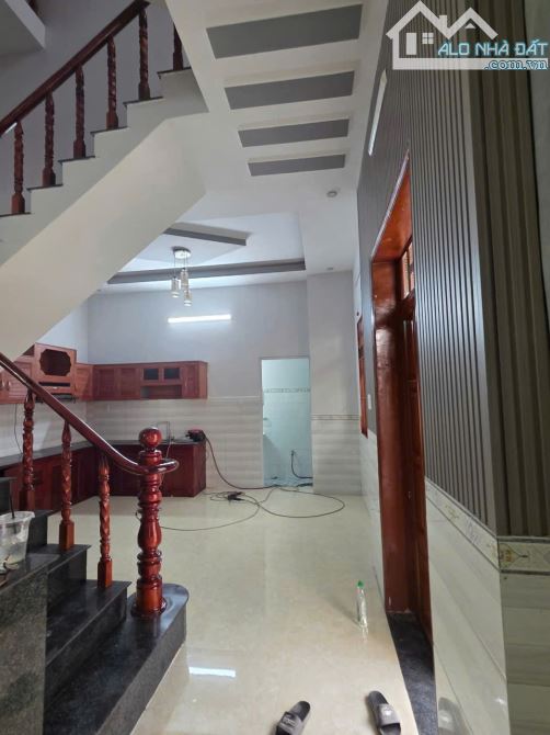 Nhà xinh 1T1L góc 2 mặt tiền Tân Đông Hiệp, Dĩ An, TPHCM. 66m2 ngang 5m ĐXH, SHR chỉ 4.5ty - 6