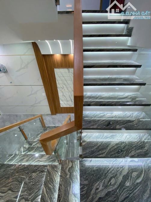Nhà đẹp Hương lộ 2, 60m2, 4 tầng, hẻm xe hơi, gần Eon Bình Tân, giá chỉ nhỉnh 6tỷ - 6