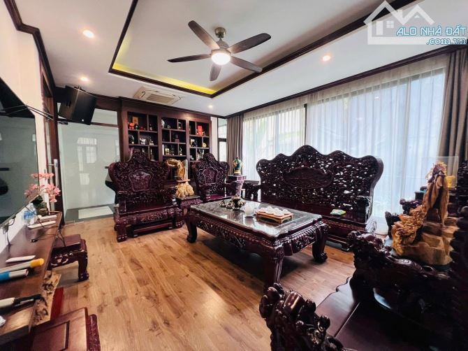 Bán nhà đường Trần Quang Diệu - Hoàng Cầu - Vườn Hoa 1/6 Đống Đa - 6