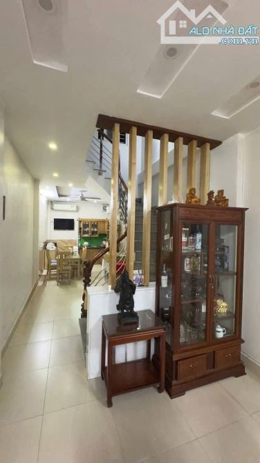 Bán nhà Đội Cấn, nội thất như hình, dựa vào ở ngay - 6