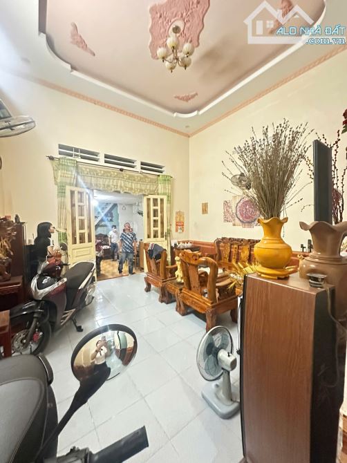 Bán nhà rẻ gần đường Liên Huyện 100m, p.Tân Bình, Tp.Dĩ An chỉ 3,35 tỷ TL bao rẻ M7563 - 6