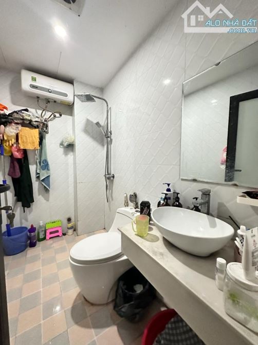 12.9 TỶ - NHÀ 5 TẦNG MẶT NGÕ - PHỐ VŨ TÔNG PHAN - ÔTÔ - KINH DOANH - 6