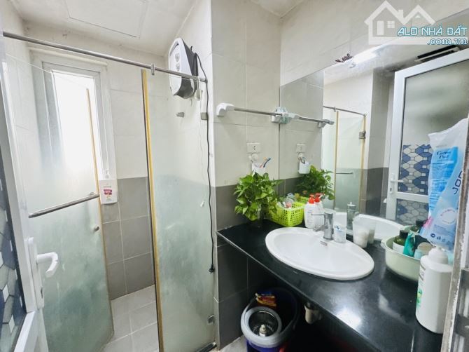 BÁN CĂN HỘ CHUNG CƯ CT18 VIỆT HƯNG, LONG BIÊN – 94M², 3 NGỦ, VIEW THOÁNG, GIÁ CHỈ 5.05 TỶ - 6