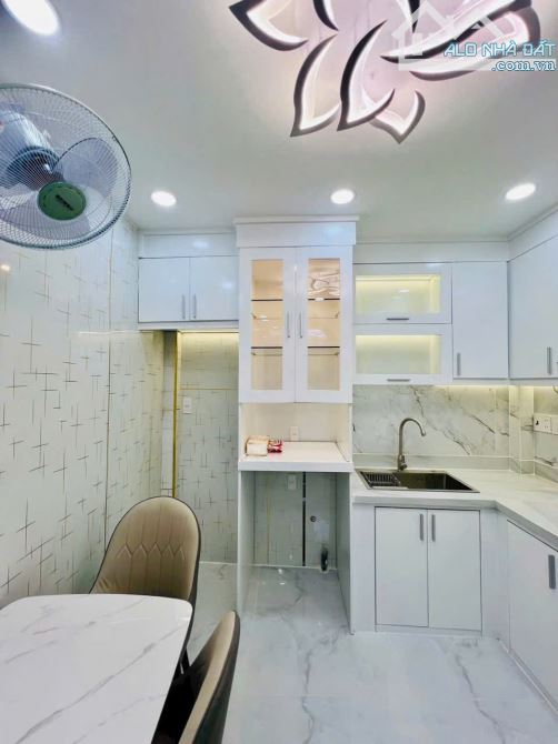 BÁN NHÀ---GIÁ: 3.55 TỶ-- ĐƯỜNG SỐ 51-P14-GÒ VẤP - 7