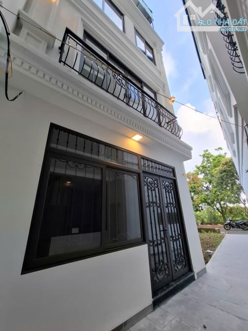 Bán nhà mới xây,33.5m2/3 tầng+ 1 Tum  Xuân Khôi, Cự Khối, Long Biên - NGÕ 5M, MÁT MẺ - 7