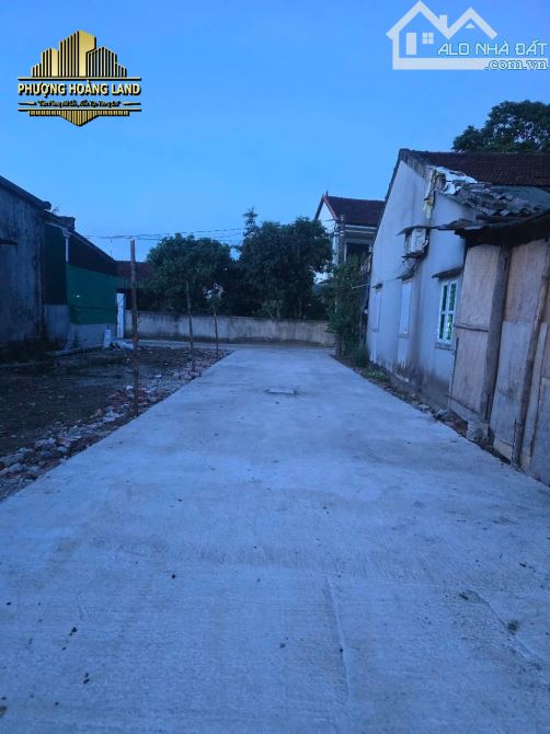 RA HÀNG 2 LÔ ĐẤT ĐẸP – HƯNG LỘC, PHƯỜNG VINH LỘC 63,6m2 ĐÔNG NAM ĐƯỜNG 4m - 7